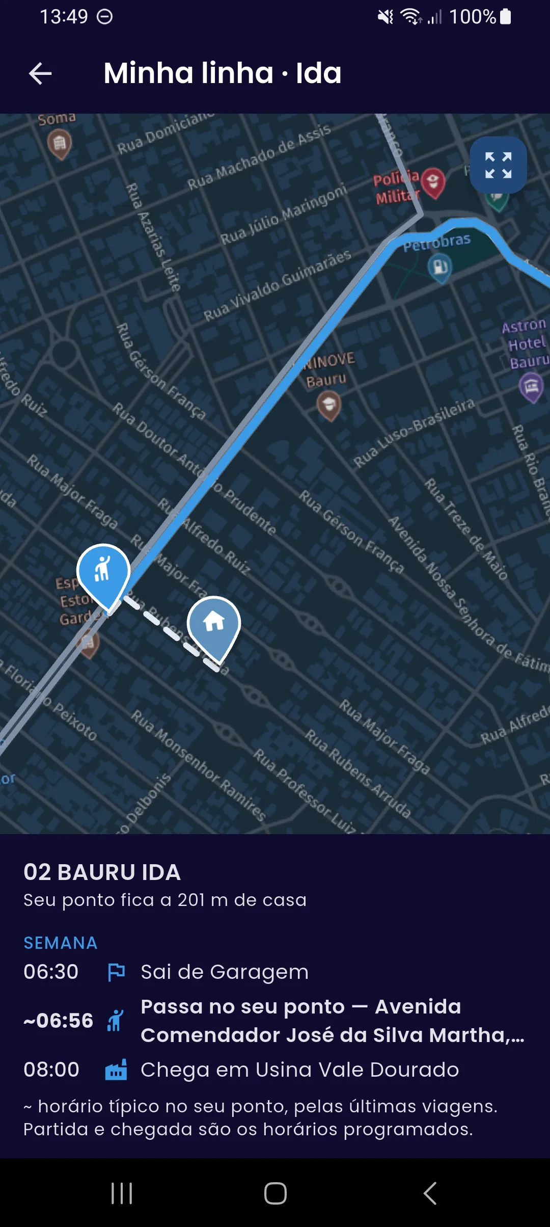 Tela Minha linha: o itinerário no mapa, a casa do passageiro ligada ao ponto de embarque por um tracejado, a distância de 201 metros e os horários de partida, de passagem no ponto e de chegada.